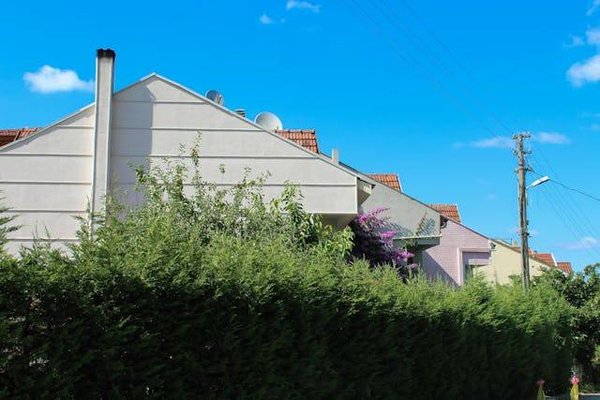 Guide complet pour un nettoyage de toiture efficace